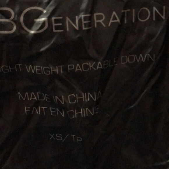 BCBGeneration  Down black lightweight Packable Hooded Zip up Jacket - Picture 13 of 13